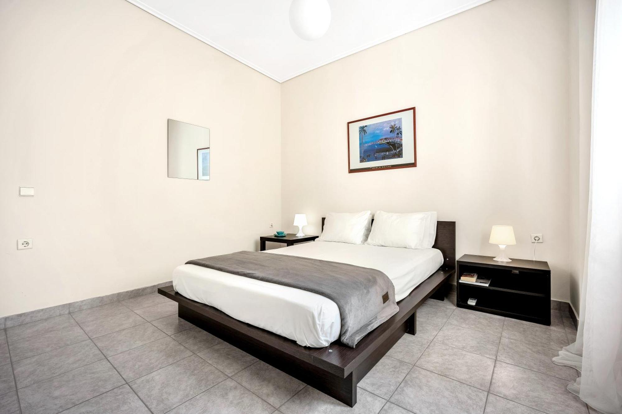 Fabulous Central Apartment Close To The Sea! Chalkís Exterior foto